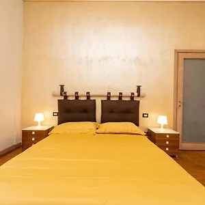 https://casemi-1-milano-centro.italymilanhotels.net