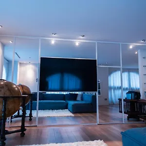 https://luxury-apartment-porta-venezia.italymilanhotels.net