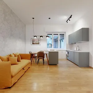 https://sahi-dei-dellolimpo-apartments-porta-romana.italymilanhotels.net