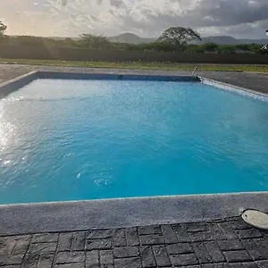 https://charming-refuge-at-colbeck-manor-old-harbour.comcaribbean.com